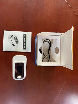 0.96 inci OLED Pulsa Oximeter Jari Kecil Manual Empat arah disesuaikan