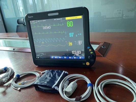 15 inci portabel multi-parameter monitor pasien dengan HL7 kompatibel, USB dataoutput, VGA, perawat panggilan dan vital sings