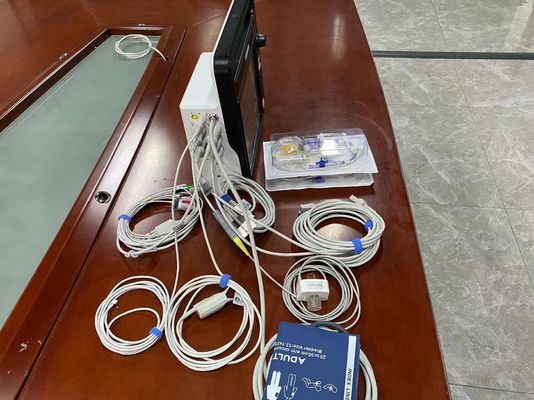 ICU Portable Heart Patient Monitor Dengan 6 Parameter Standar EKG NIBP SPO2