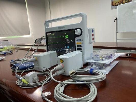 8 bahasa Portable Patient Monitor 15 inci TFT LCD Screen ICU Cardiac Monitor