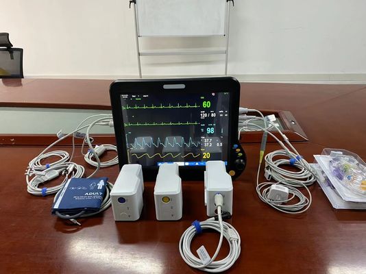 8 bahasa Portable Patient Monitor 15 inci TFT LCD Screen ICU Cardiac Monitor