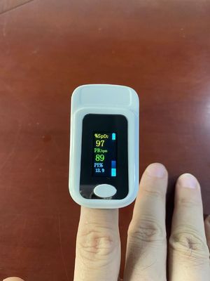 Oksimeter Pulsa Jari Medis yang Bisa Disesuaikan Kecil OLED Untuk Anak Dewasa, monitor oksigen darah