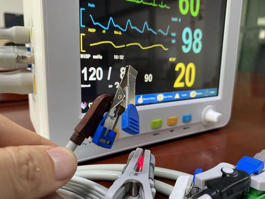 8.4 inci TFT LCD Monitor Multi Parameter Veteriner Dengan EtCO2 EKG SPO2 NIBP Temp