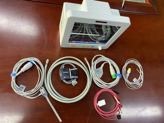 Monitor pasien bayi baru lahir yang ringan, EKG SPO2 NIBP Temp Portable Vital Signs Monitor