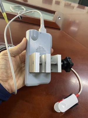 Veteriner Handheld Vital Signs Monitor 3,5 Inci TFT LCD Screen Dengan EtCO2 Dan SPO2