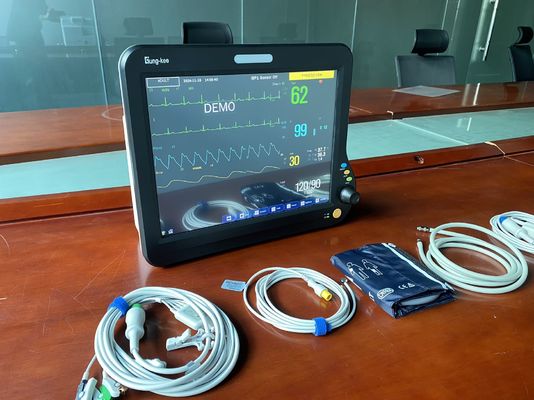 15 inci portabel multi-parameter monitor pasien dengan HL7 kompatibel, USB dataoutput, VGA, perawat panggilan dan vital sings