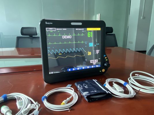 Monitor pasien jantung multi parameter 15 inci dengan fungsi kompatibel HL7, diterapkan untuk OR/OT, ICU, CCU, bangsal umum